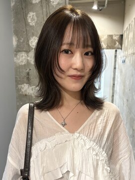 シス バイ フィット(SYS by fit) オリーブベージュとみんなと少し違うレイヤースタイル