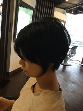 シュプール(SPUR) 黒髪シンプル大人ショート