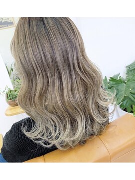 エル(elle.) gradation color