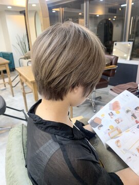 ファブ 銀座(fav) ミルキーグレー