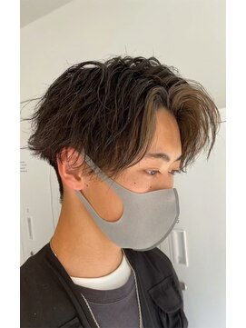 ザ サードヘアー 柏(THE 3rd HAIR) フェイスフレーミング ツイストスパイラル センターパート