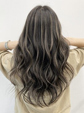 アライブ キチジョウジ(ALIVE Kichijoji) 【ALIVE吉祥寺】ハイライトカラー白髪ぼかし／ケアブリーチ