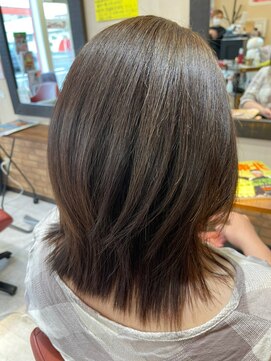 ヘアスタジオブービー くびれミディ