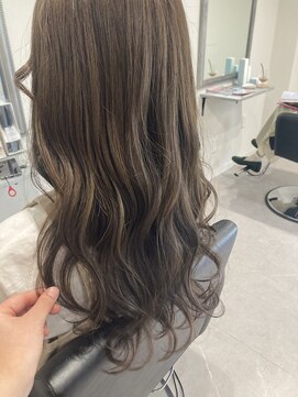 ガーベラ(gerbera) カーキグレージュ