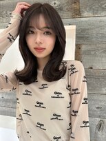 アイヴィー(IVY)&nbsp;透明感ブラウンカラーくびれミディアム【肥田亜沙美】