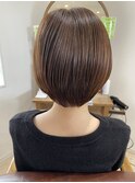 脱白髪染めハイライトXショートボブ