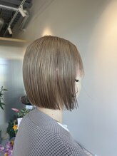 ファスナーグランデ(fustener grande) 切りっぱなしボブ