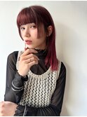 パツっとラインのレイヤーボブ