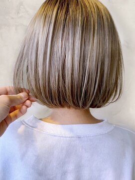 エメバイサワ(Aimer by sawa) 20代30代40代デザインカラーブリーチ1回韓国ヘア