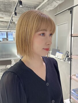 キートス(Kiitos) ハイトーンボブ切りっぱなしボブストレートボブ美人ボブ