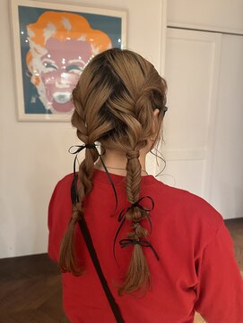 サラ 天神大名店(SARA) 【三つ編みアレンジ】くるくるねじねじアレンジ