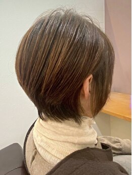 サロンド ユー 佐賀店の写真/白髪をデザインする時代へ☆話題の「白髪ぼかし」&白髪染めを使わないプレミアムグレーカラーが大人気♪