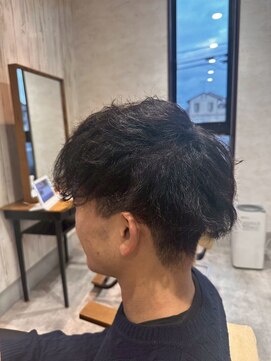 エヌアンドエー 杉戸高野台店(N&A) 黒髪×ニュアンスマッシュ 好印象スタイル/メンズカット/パーマ