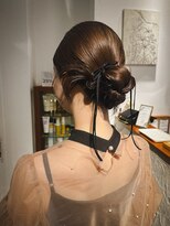 ハク アトリエ(HaKU atelier)&nbsp;タイトカチモリアレンジ/結婚式お呼ばれヘア/リボンアレンジ