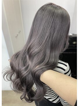 アメリ(AMELIE) 【山岡拓也】ほんのりラベンダー味を感じる冬グレー