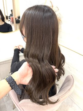 エルバイラビス 大宮(elu by lovis) 《高橋亜美》アッシュブラウン/艶髪/大宮