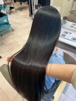 キャパ(CAPA)&nbsp;透明感カラーでつくる暗髪ツヤロング(茅ヶ崎/髪質改善/20代)