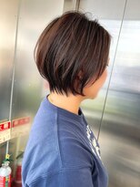 パークバイアンアミ(PARC by Un ami)&nbsp;《30代40代》タイトな襟足＋ひし形ショートボブ【浦野】