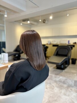 ソイクフ 四条大宮店(SOY-KUFU) オリーブグレージュシルバーアッシュブラウンセミロングヘア