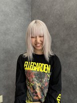 ノイ 水戸店(NEU)&nbsp;ホワイト×顔周りレイヤー
