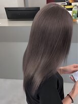 ライン(LYNE)&nbsp;透明感シアーグレージュ/ロングストレート/艶髪