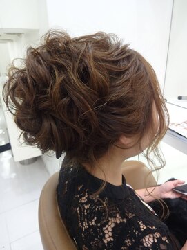 エイブルヘアー(able hair) ルーズボリュームアレンジ