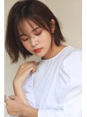 さらっと抜け感がオシャレ 大人ナチュラルな切りっぱなしボブ