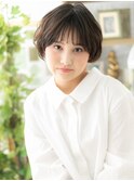 黒髪くせ毛風小顔ナチュラルマッシュショート