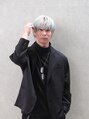 アンダーバーホワイト 京橋店(_WHITE) 吉田 健人