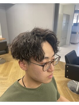 アレス バイ シカ 神戸三宮元町店(ALLES by Cica) 神戸／三ノ宮／元町メンズサロン王道ツイストスパイラル