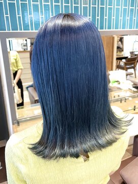 ペイジバイネオリーブ 吉祥寺店(Paige by Neolive) ハイトーンブルー　吉祥寺