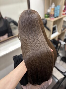 アオ(ao.) ミルクティーグレージュ