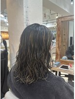 ロストシティ 横浜(LOST CITY)&nbsp;ロング×ゆるめ波巻きスパイラルパーマ×ハイライト