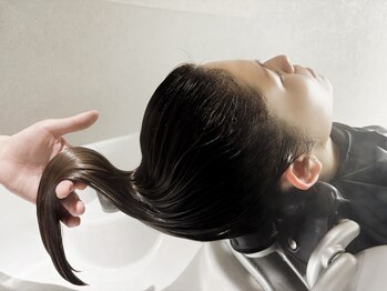 オントエンヘアー(ONTOEN.Hair)の写真/【学芸大学徒歩3分】一人ひとりの髪質に合わせて、あなたにピッタリのトリートメントをご提案！