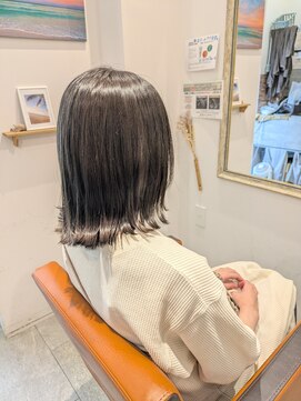 レインボー(Rainbow) スモーキーミントグレージュ☆切りっぱなし楽ちんボブ