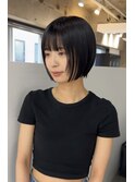 レイヤーボブショート顔まわりグレージュ暗髪前髪20代30代40代