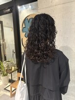 レジュアル(RESSUAL)&nbsp;外国人地毛風カーリーヘアー　スパイラルパーマ