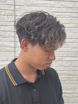 エスト 幕張本郷(est.) MENSHAIR/波巻ツイストスパイラル/フェザーパーマ/千葉/幕張本郷