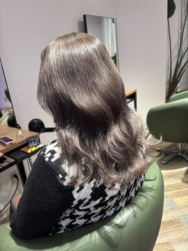 ヘアースパリゾート リアン 燕三条店(Lien) ホワイトアッシュ_