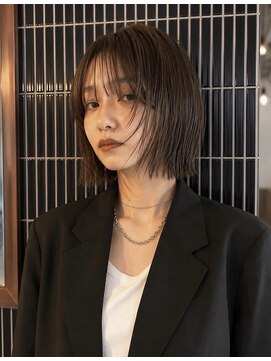 モネ 栄 久屋大通店(monet) 顔周りレイヤーの切りっぱなしボブ