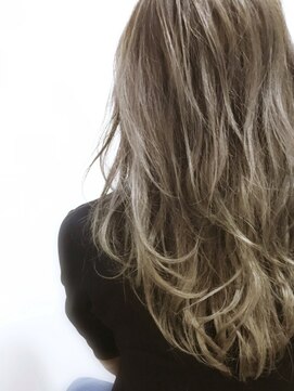 ディーオ 池袋西口店(Dio...) 【池袋】透明感なグレージュカラー☆