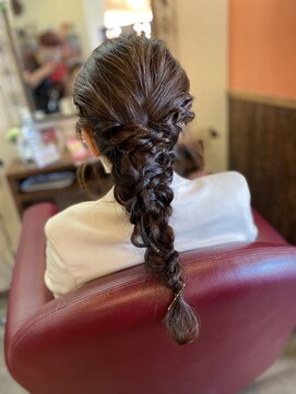 ヘアーサロン チョキ(Hair Salon Choki) 編みおろし