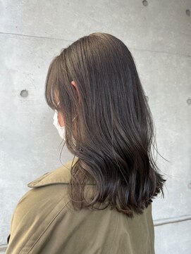 リバレッジ 白金(Leverage) 透明感グレージュ30代40代50代【白金台/白金/目黒】担当山岡