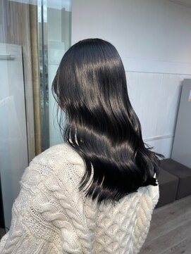 ナンバー アンフィール 渋谷(N° anfeel) 韓国風ブルーブラック 渋谷/道玄坂