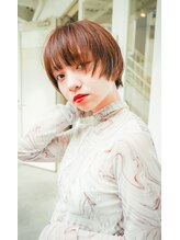 【cafne/特別な時間】こだわりのインテリアが、髪を切るだけのサロン時間を特別なcafne時間に変える