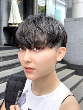 ザ オーダー(THE ORDER) 【至高のカット】レディースクールマッシュクロスパーマ