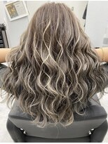 アオアクア バイ グルグル 小岩店(ao akua by GULGUL)&nbsp;グレージュハイライトカラー　ホワイトベージュ