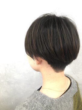 ニフティ(nifty) 【船橋nifty土屋】透明感カラー/刈り上げ女子/耳掛けショート