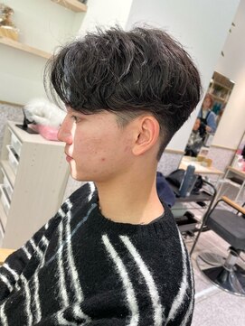 ゼストソエル(ZEST soell) ◯フェザーパーマ×ツイストスパイラル