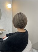 ショートボブ